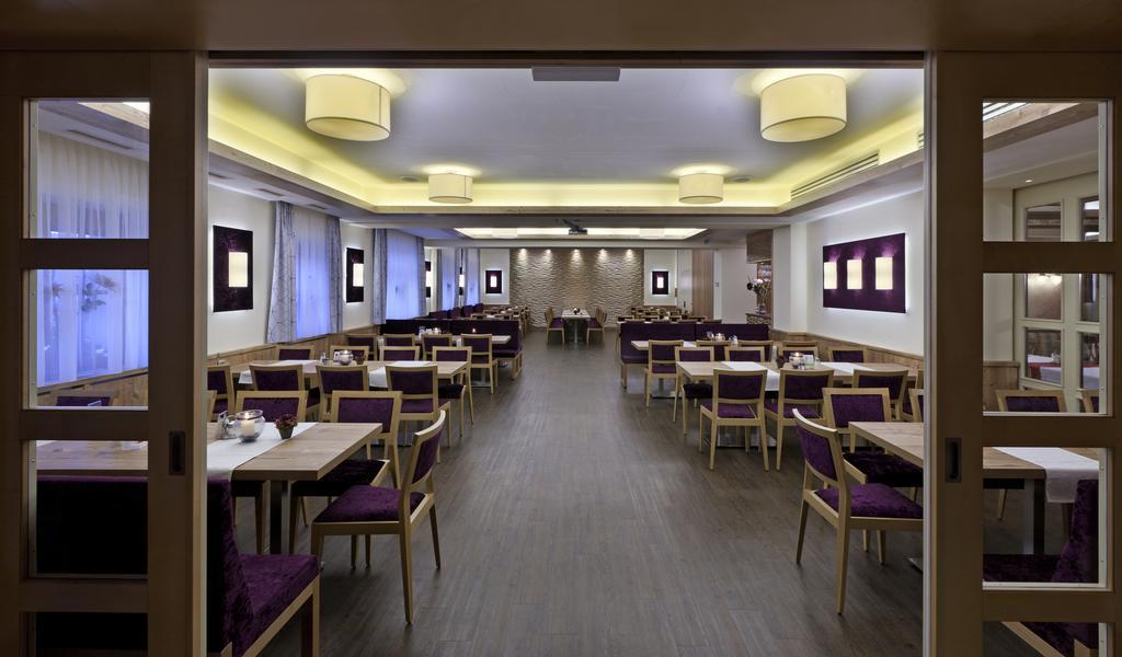 Hotel Restaurant Wallner I Contactless Check-In Sankt Valentin Eksteriør bilde